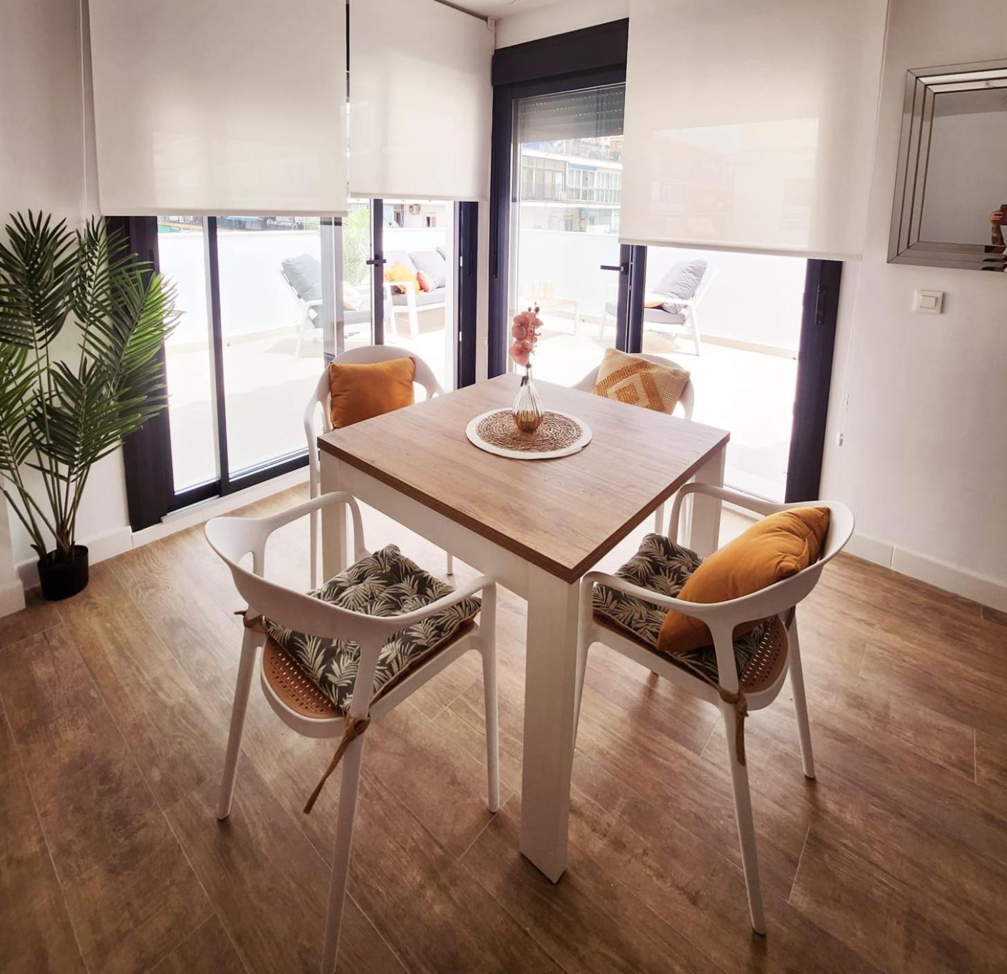 Novamar Apartamentos Fuengirola Kültér fotó